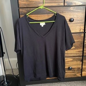 Nation LTD v neck - brand new!